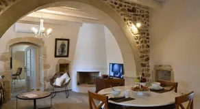 Villa Christini a luxury villa with amazing views - Image 3