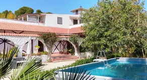 Gli Archi Country Home - Image 4