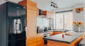 Central Manchester Gem with Stylish 2BR Retreat and Free Carpark - Image 4