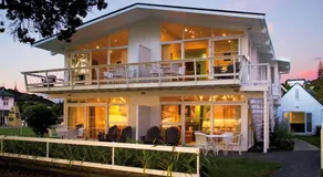 Hananui Lodge and Apartments - Image 4