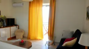 Glyfada Gorgona Apartments - Image 2