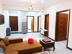 Family 2BHK apt 55" Uhd Tv Wi-fi Laundry Parking. - Image 5