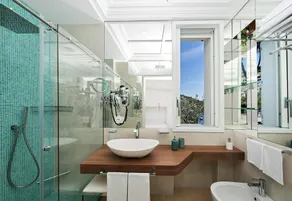 Villa Ibiscus med infinity-pool, direkte adgang til havet, havudsigt, - Image 2