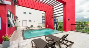 Modern Condo 1 King Bed Pool and Gym - Image 5