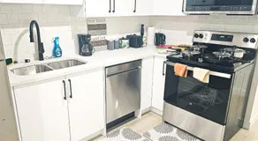 Ebenz Apartment - Image 2