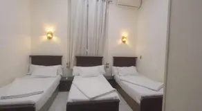 Five Hostel - Image 2