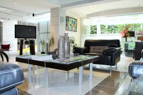 Suites Tennyson by BlueBay - Image 4