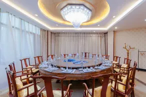Hongzhou International Hotel - Image 5