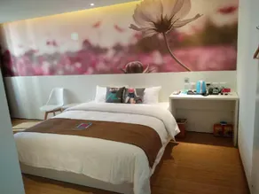 Pai Hotel Yanjiao Tianyang Plaza - Image 3