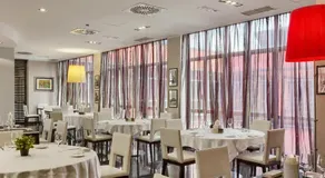 Italiana Hotels Milan Rho Fair - Image 5