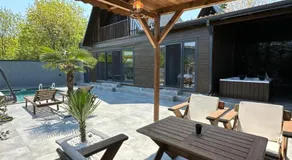 Sapanca Ruby Bungalow - Image 3