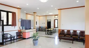 RedDoorz at Jestro Guest House Batu - Image 5