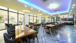 Galaxy Hotel - Image 4