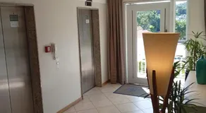 Quartos aconchegantes com banheiro privativo - Image 3