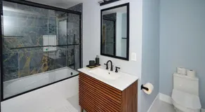 LakeAccess 4 Bed 3 Full Bath HOT TUB - Image 2