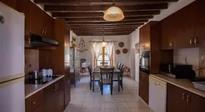 DROUSHIA CORNER HOUSE - Image 3