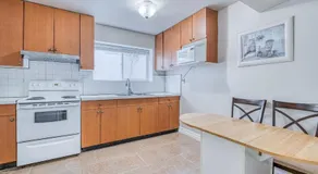 Cozy stay Near YVR 1Bed Sofa bed sleep4 - Image 2