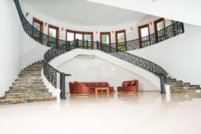 Cozy Escape - Akuregoda Luxury Villa with Private Pool - Image 4