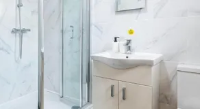 Holiday and Contractor Stay - Sleeps 2 - Image 2