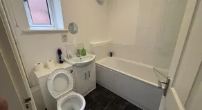 Doncaster City Centre Immaculate 1 Bedroom flat - Image 4