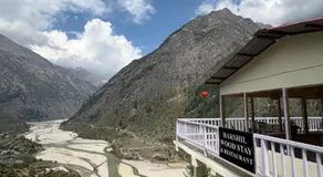 Harshil wood stay - Image 4