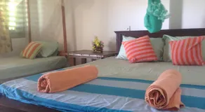 Kusuma's Lazy Left hostel - Image 2