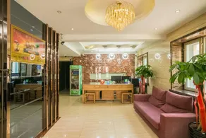 Qicai Holiday Hostel - Image 2