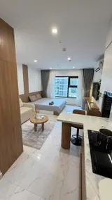 Luxury Studio | Pool & Gym | Free WiFi - Image 2