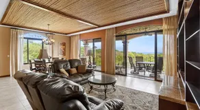 Stunning Luxury Penthouse in Exclusive Beachfront Community with Resort-Style Amenities & Sweeping Views of the Ocean & Golf Course - Image 3