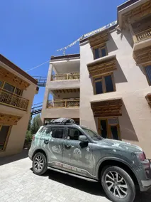 Dgha-Ldhan Guest House - Image 3