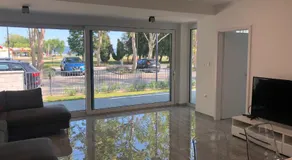 Front Apartment - Image 2