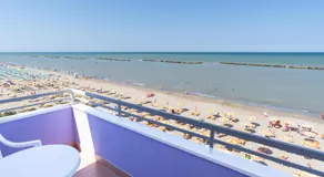 Beach Suite Hotel - Image 3