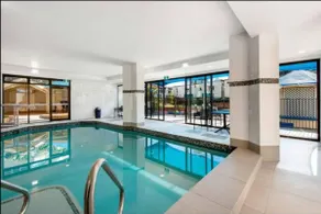 Breathtaking Ocean View 2 BDR Apartment by the Beach - Image 4
