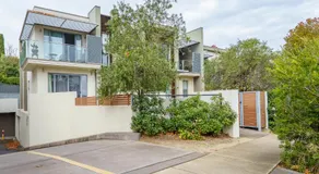 Modern Stay in Campbell Near Canberra Centre - Hosted by Canstay - Image 4