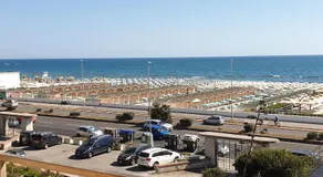 IL MARE DI ROMA APARTMENT - Image 3
