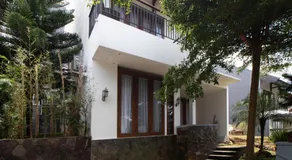 Family Only Villa with Private Pool & Hill View- De Reiz Dago Syariah 3BR - Image 3