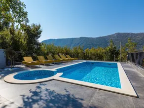 Modern holiday home with private pool and mountain view ! - Image 5