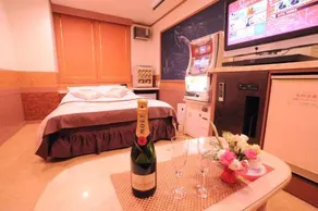 STAR RESORT Will - Image 5