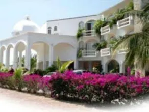 Hotel Bahia Huatulco - Image 1