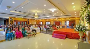 FabHotel Yagna Residency - Image 2