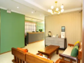 Super 8 Hotel Chengde Imperial Summer Resort - Image 2