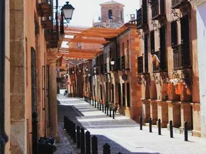 EL LUGAR - Image 3