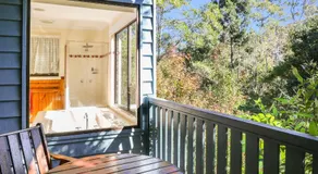 Montville Country Cabins - Image 3