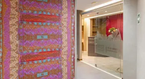 Host & Home - Image 3