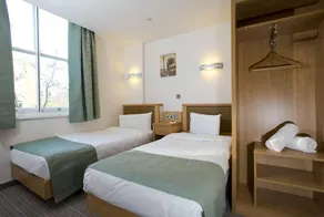 Eden Plaza Kensington - Image 2