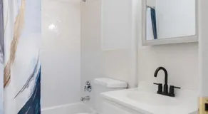 Aura Style 3BD Suite at Times Square Manhattan - Image 4
