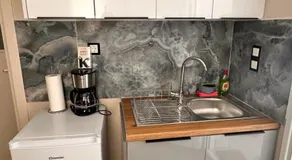 Steven Eleonas apartments - Image 4