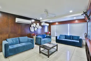 Hotel Comfort - Image 5