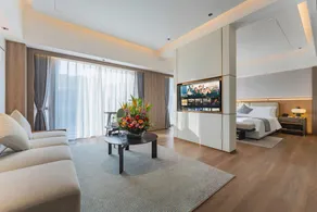Shantou Longhu Hotel - Image 2