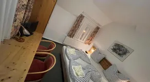 Attikos Hotel & Restaurant - Image 3